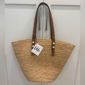 BTB Los Angeles Camel Gia Tote NWT